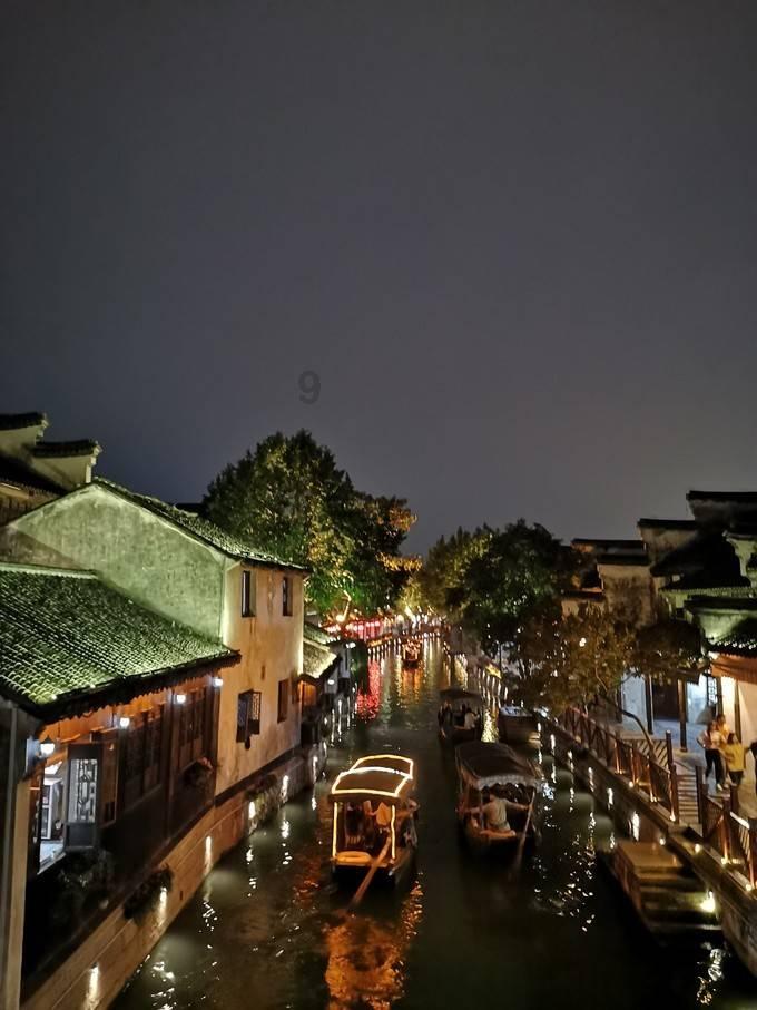 《闪光的乐队》张碧晨为什么非要和萧敬腾组队？是因为没有人选她吗？游戏画面